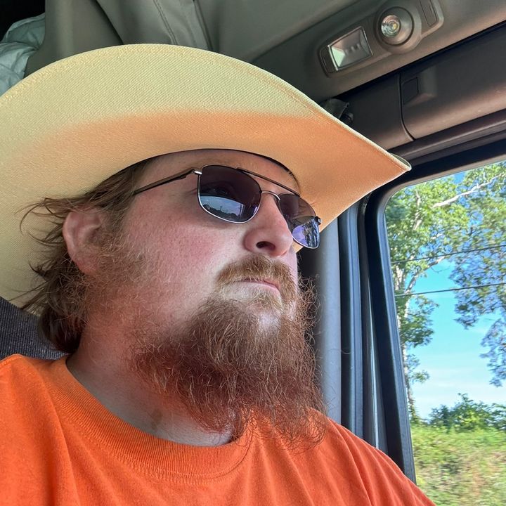Profile Picture of Timothy Mullins (@tennesseemoonrunner) on Tiktok