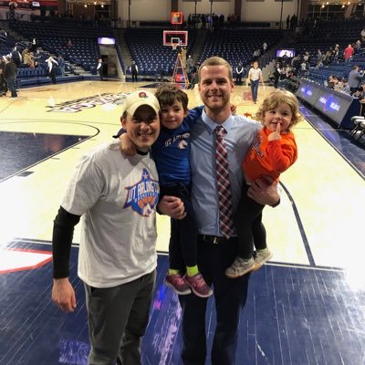 Profile Picture of Chris Marrs (@marrs35) on Twitter