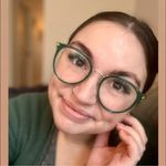 Profile Picture of Josie Thompson (@makeloveandpeace) on Instagram