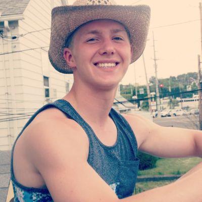 Profile Picture of Zach Clarkson (@Track_Zach) on Twitter