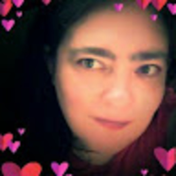 Profile Picture of Crystal Franklin (@crystalfrank310) on Poshmark