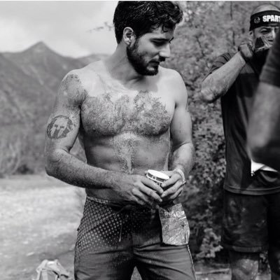 Profile Picture of Mike Neira (@mneira09) on Twitter