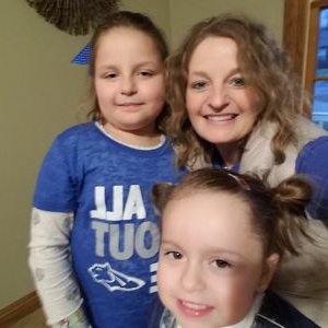 Profile Picture of Ann Ogle (@AnnOgle6) on Twitter