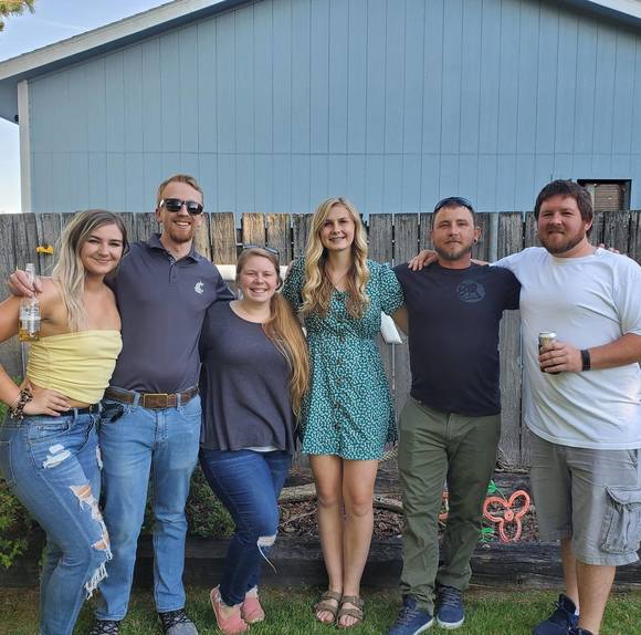 Profile Picture of Whitney Ball (@whitneycb) on Poshmark