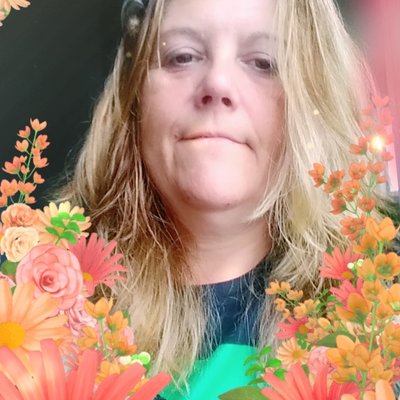 Profile Picture of Anne V Hein (@AnneVHein2) on Twitter