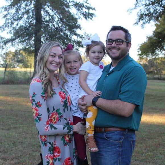 Profile Picture of Andrea Richardson-heath (@and5_32) on Poshmark