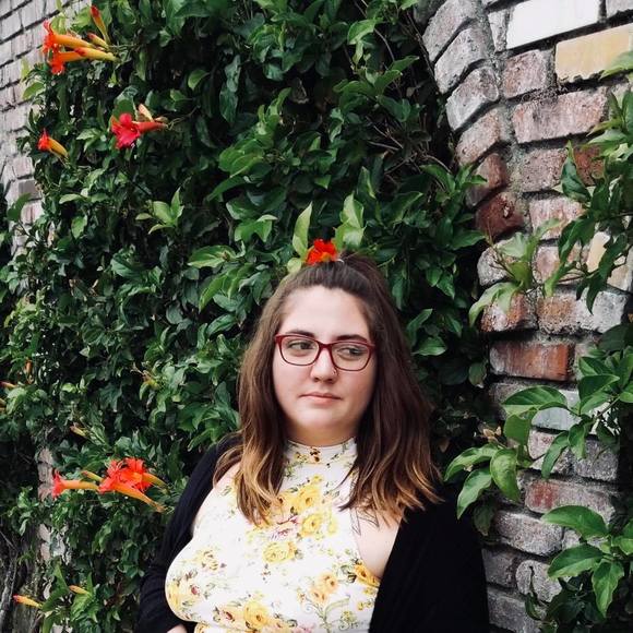 Profile Picture of Cassidy Smith (@cansmith17) on Poshmark