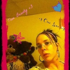 Profile Picture of Karena Bell (@proudmomof2010) on Myspace