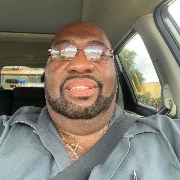 Profile Picture of James Tucker (@mrtstowing) on Poshmark