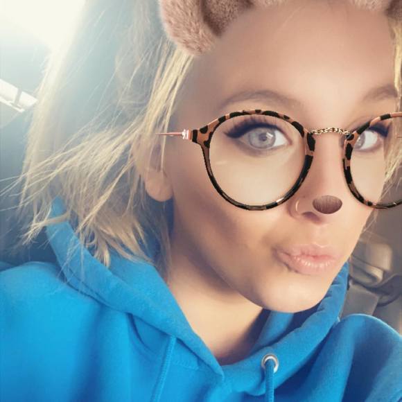 Profile Picture of Tori Harvey (@torilynn1992) on Poshmark