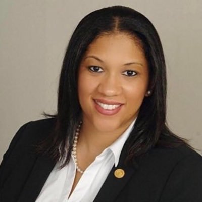 Profile Picture of Linelle Campbell, MD, MS (@DocNellCam) on Twitter
