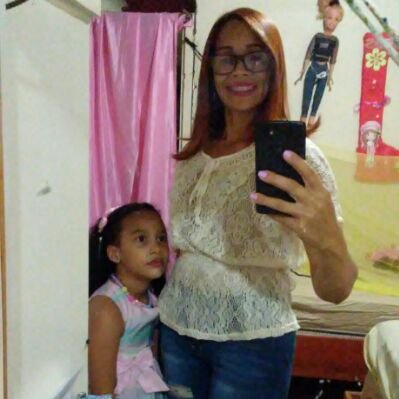 Profile Picture of Julia Pimentel (@jbpimentelal) on Twitter