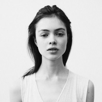 Profile Picture of Lily Hale (@LillyRoxas) on Twitter