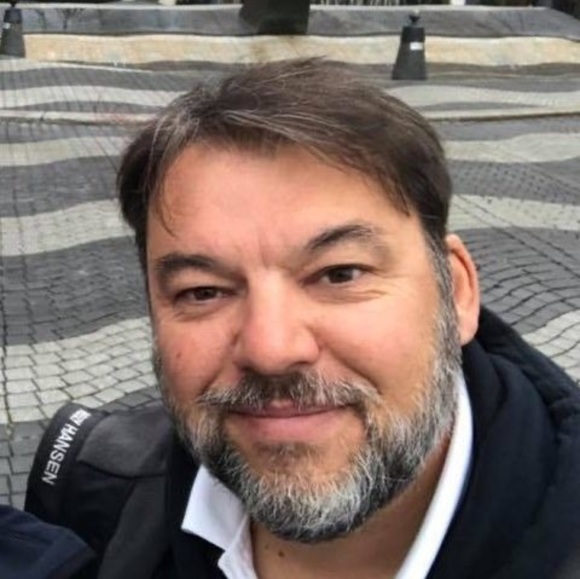 Profile Picture of Thomas Anglade (@thomasanglade) on Poshmark