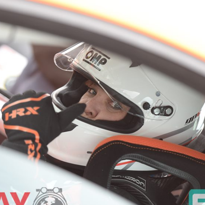 Profile Picture of Dawn Boyd (@dawnontrack) on Twitter