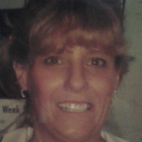 Profile Picture of Pamela Adkins (@adkinsx2) on Poshmark