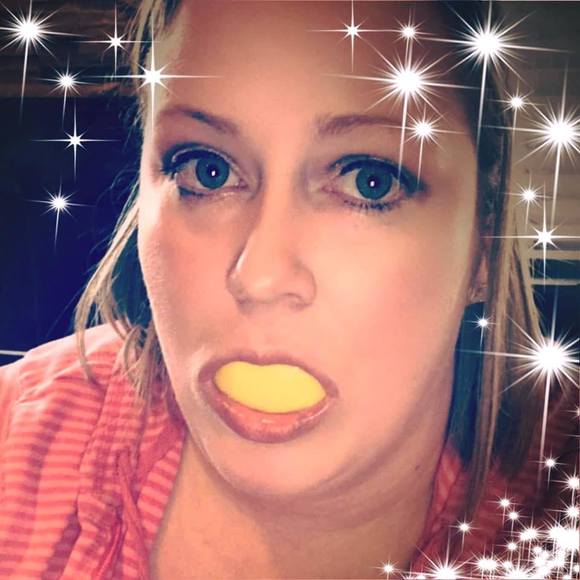 Profile Picture of Samantha Hayman (@haymansamantha1) on Poshmark