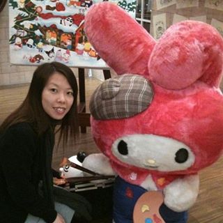 Profile Picture of Vicky Chau (@vicky.chau1) on Facebook