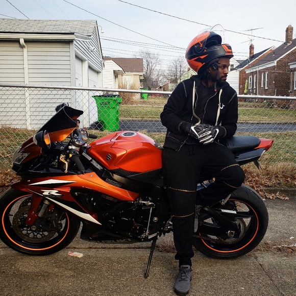 Profile Picture of David Mincy (@davyboy__) on Poshmark