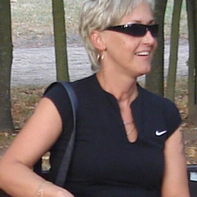 Profile Picture of Bozena Wroblewska (@ika1164) on Twitter