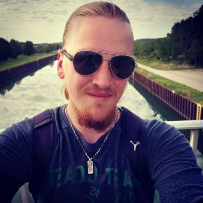 Profile Picture of Fabian Thon (@TonyBlake1997) on Twitter