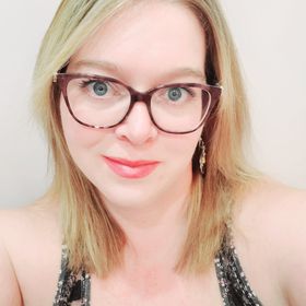 Profile Picture of Sabrina (@sabrinacharette25) on Pinterest