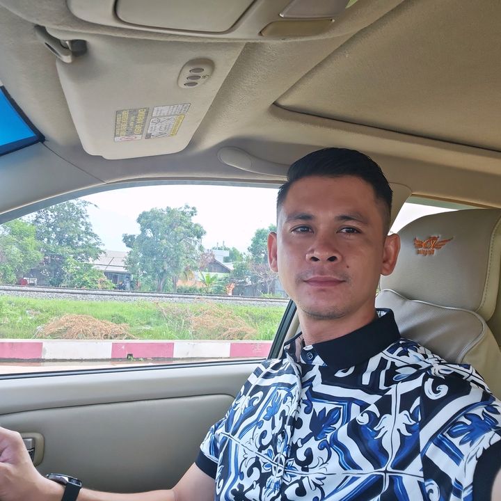 Profile Picture of Leng Sovann 😊 (@vann.dada) on Tiktok