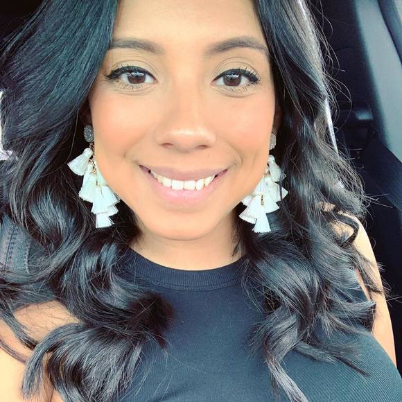 Profile Picture of Selina Ortiz (@srortiz2) on Poshmark