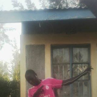 Profile Picture of Vicky Koobi (@vicky.koobi) on Facebook