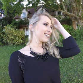 Profile Picture of Roberta Kohler (@helingkohler) on Pinterest
