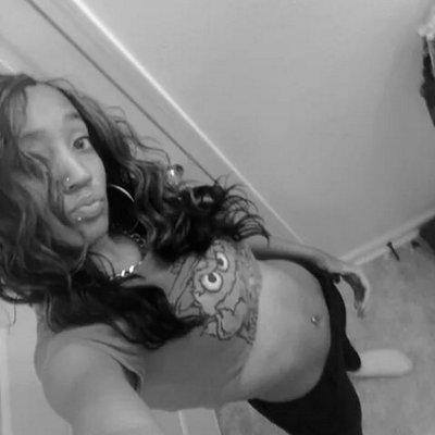 Profile Picture of Cececombs11@gmail.co (@cececombs11) on Twitter