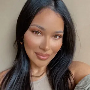 Profile Picture of Vanessanoe✨ (@@vanessanoemayorquinn) on Tiktok