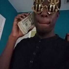 Profile Picture of Dave (@aluc_305) on Twitter