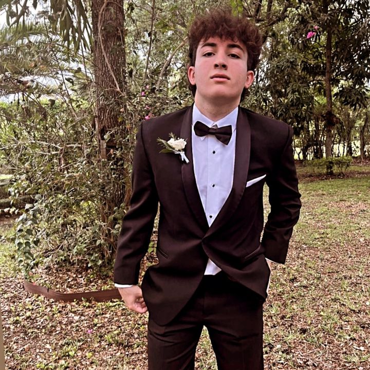 Profile Picture of Brandon Couto (@brandoncoutoo) on Tiktok