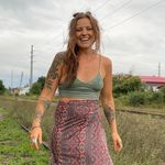 Profile Picture of Crystal ☽ Your Crunchy fitness mentor 💪🏽 (@crystalkosakoski) on Instagram