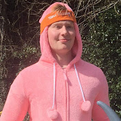 Profile Picture of Ollie Dixon (@OllieDixon) on Youtube