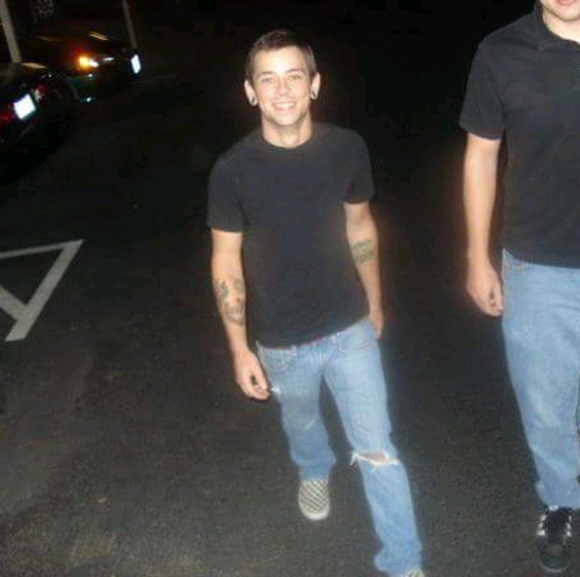 Profile Picture of Mitchell Kidd (@mitchkidd86) on Poshmark