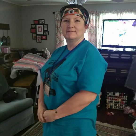 Profile Picture of Bonnie Gregory (@bonniegregory) on Poshmark