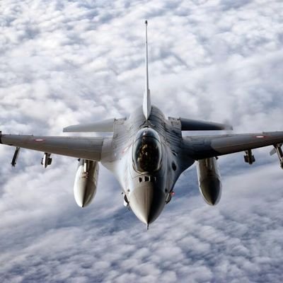 Profile Picture of Jay Hoschar (@JayHoschar) on Twitter