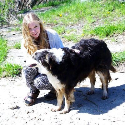 Profile Picture of Hannah Thiessen (@hannah_thiessen) on Twitter