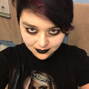 Profile Picture of Emily Elizabeth Antonia Cecelia Stevens (@touch-me-and-you-die) on Myspace