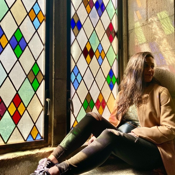 Profile Picture of Julianne Smith (@juliannesmith97) on Poshmark