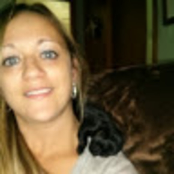 Profile Picture of Jennifer Wynkoop (@honeybaby3376) on Poshmark