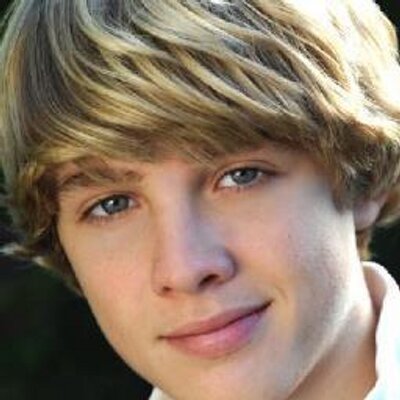 Profile Picture of Stan Peterson (@stanPeterson95) on Twitter