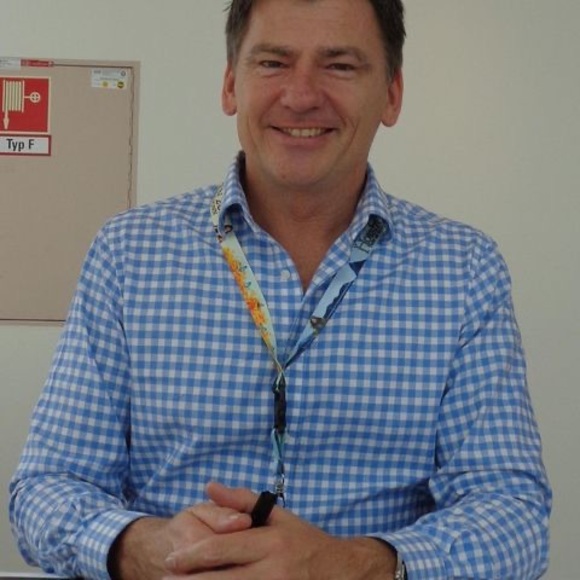 Profile Picture of Pavel Kowalski (@ettetneramnivek) on Poshmark