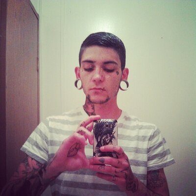 Profile Picture of Zachy G (@ZacharyStowers) on Twitter