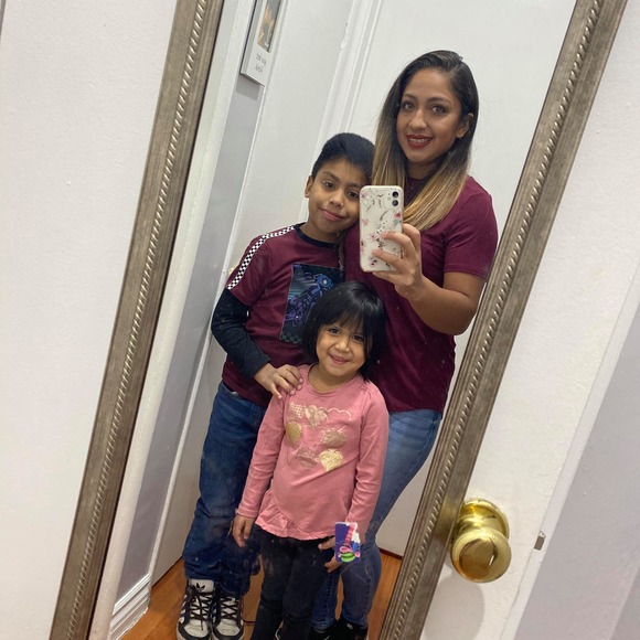 Profile Picture of Mirian Jimenez (@kayleetacam) on Poshmark
