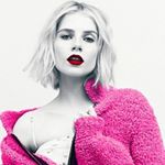 Profile Picture of Lucy Boynton Style (@lucyboyntonstyle) on Instagram