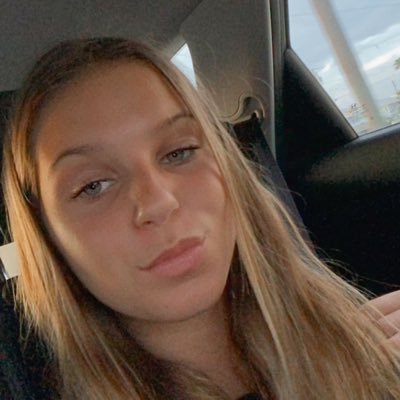 Profile Picture of Maddie Sagalow (@sagalowmaddie) on Twitter