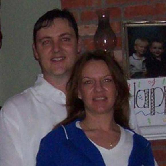 Profile Picture of Mark Ridener (@markthepainter) on Poshmark